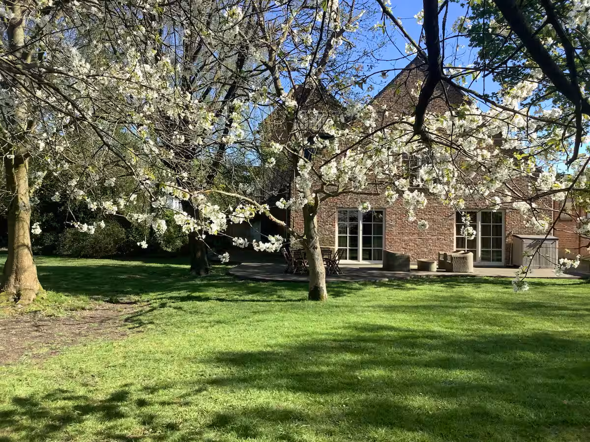 Met privé parktuin in centrum historische stad