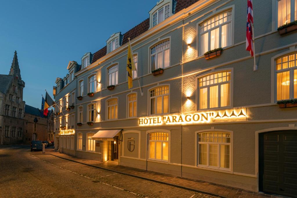 Aragon Hotel