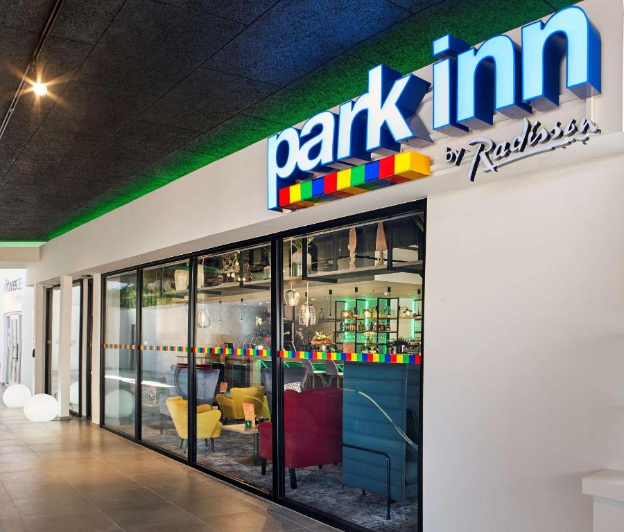 Park Inn by Radisson, Hasselt