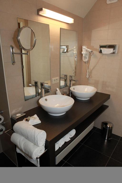 Gallery Image 10