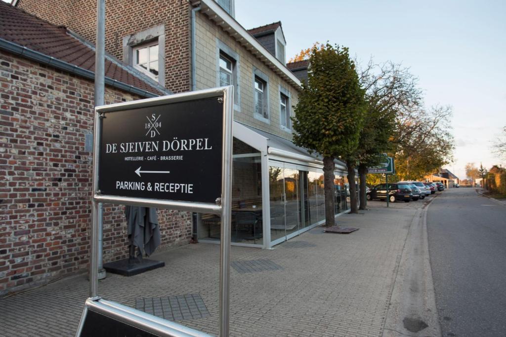 De Sjeiven Dörpel