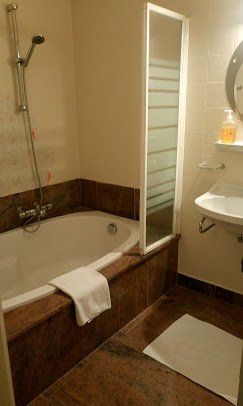 Gallery Image 13