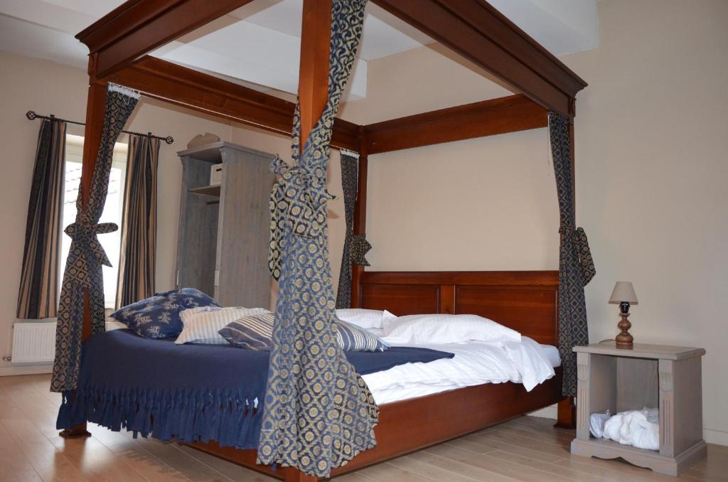 Gallery Image 11