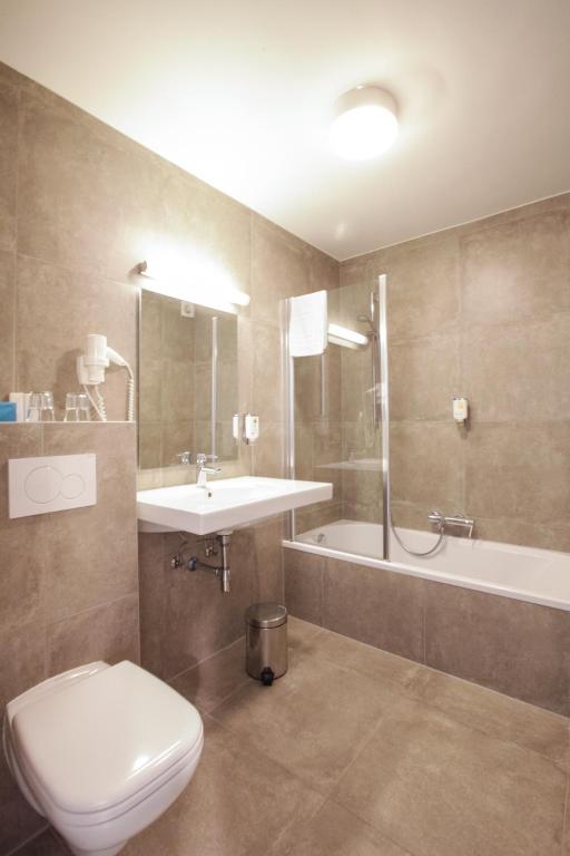 Gallery Image 10