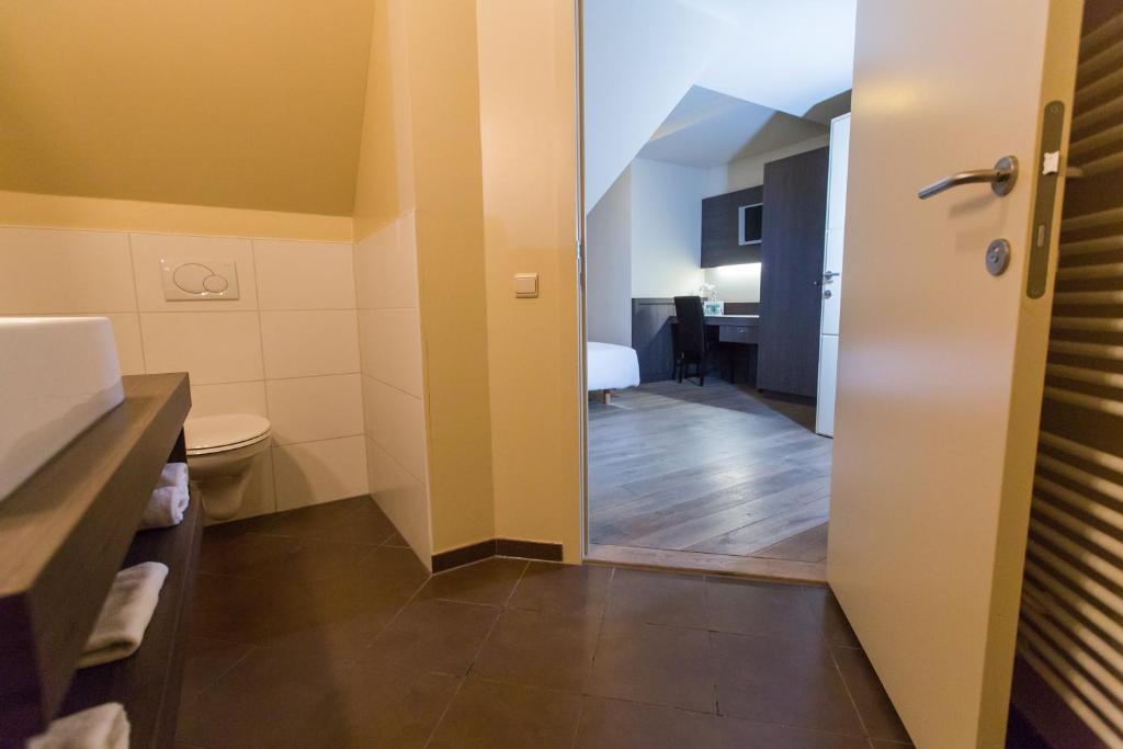 Gallery Image 11