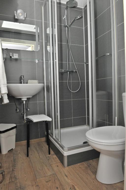 Gallery Image 12