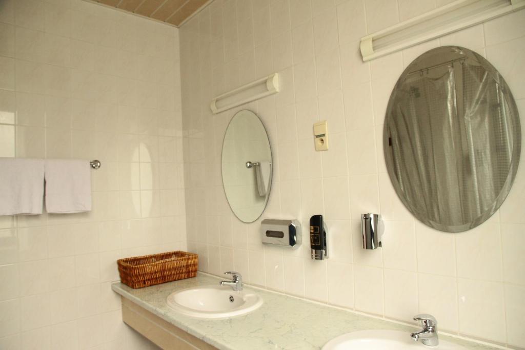 Gallery Image 12