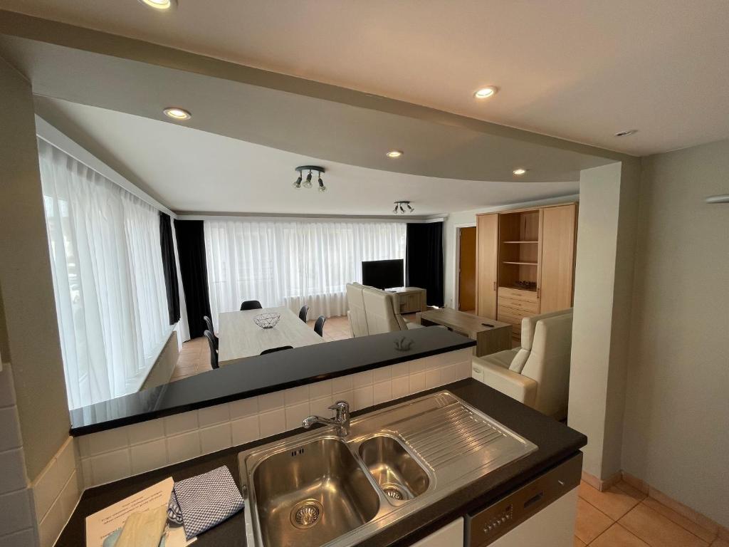 Gallery Image 9