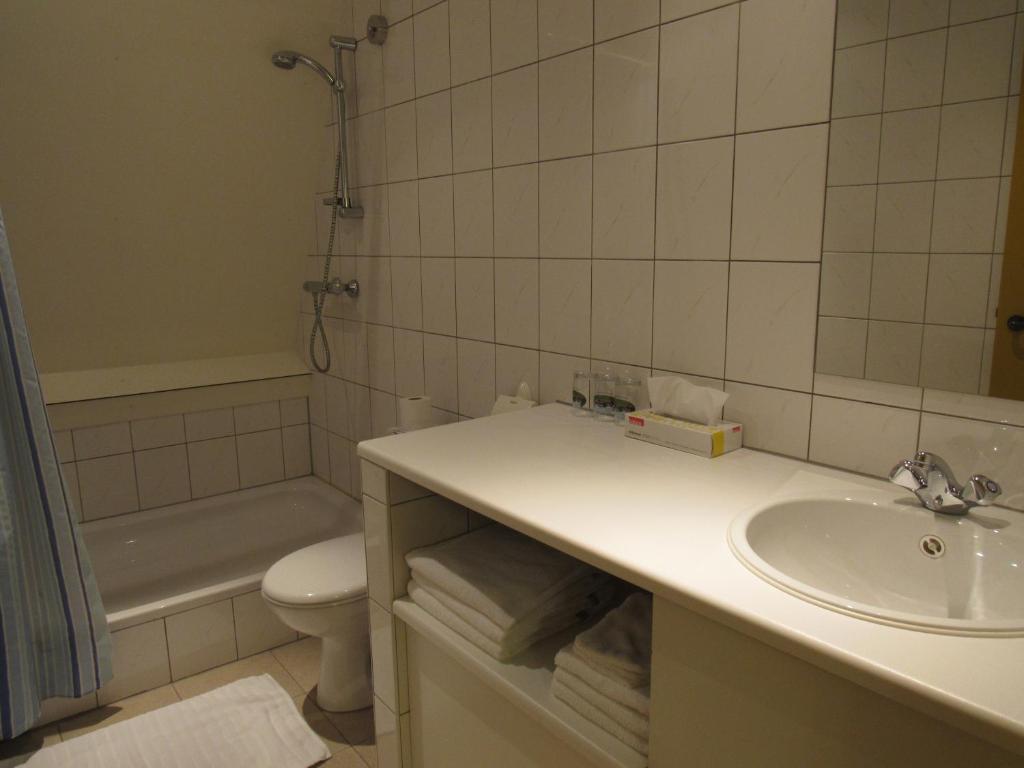 Gallery Image 11