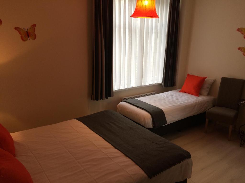 Gallery Image 12