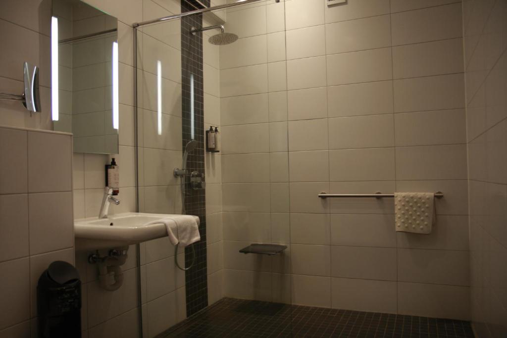 Gallery Image 12