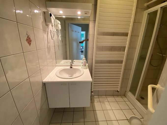 Gallery Image 9