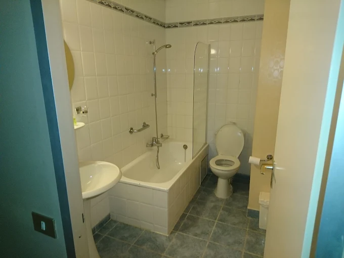 Gallery Image 12