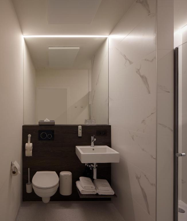 Gallery Image 12