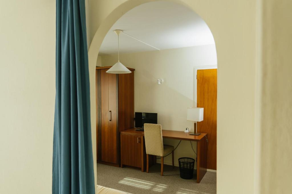 Gallery Image 4