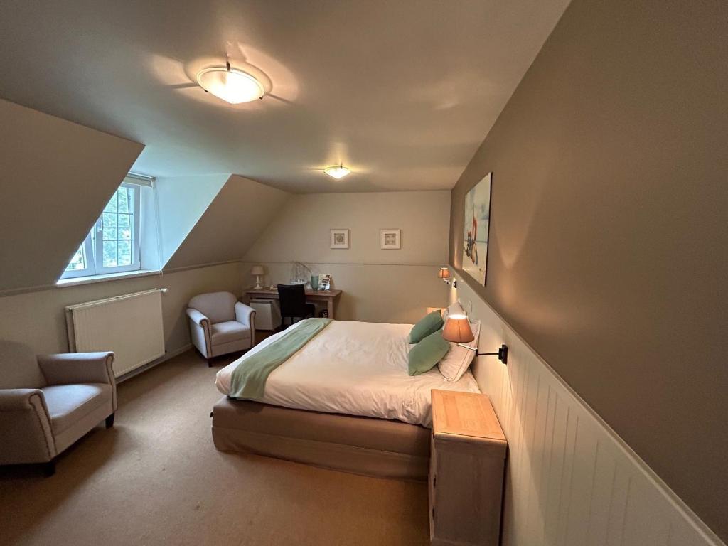 Gallery Image 6