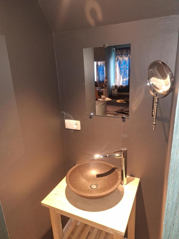 Gallery Image 6