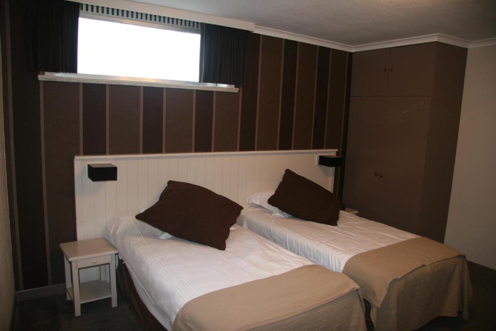Gallery Image 10