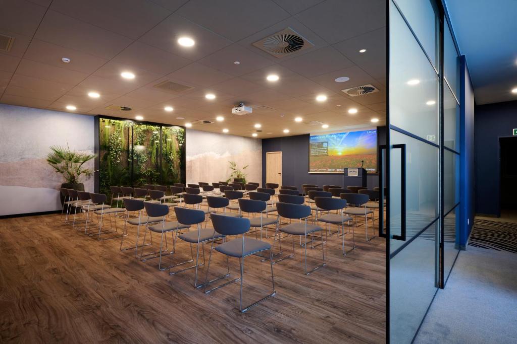 Gallery Image 7