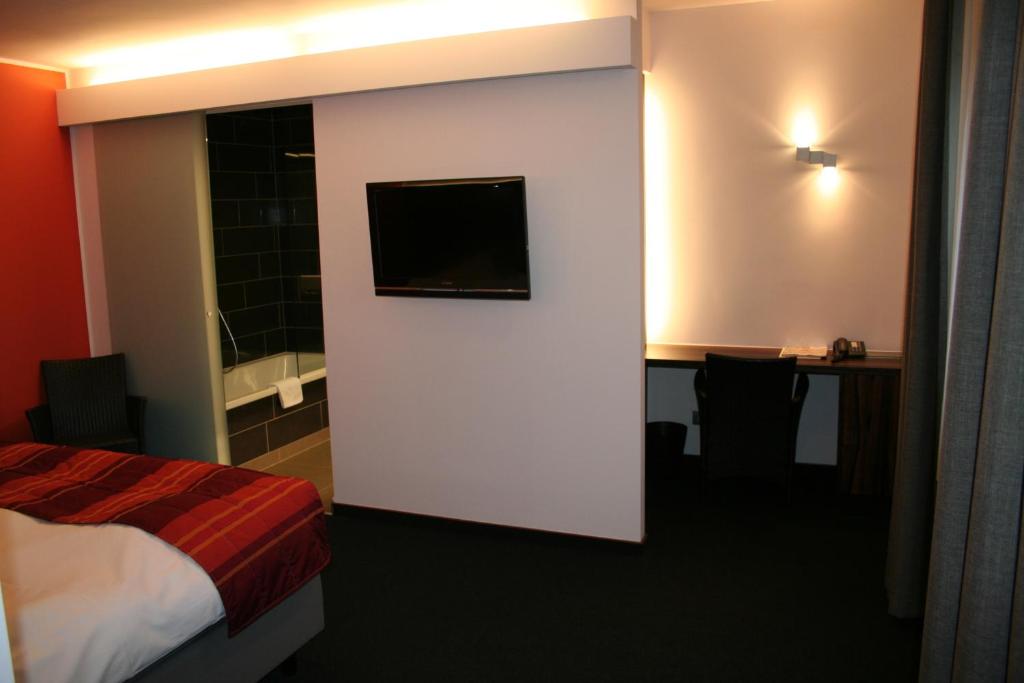 Gallery Image 8