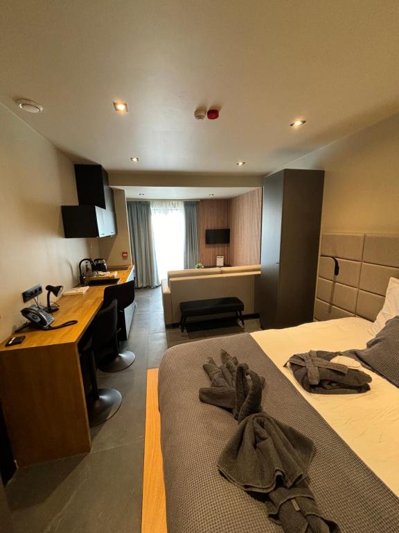 Gallery Image 8