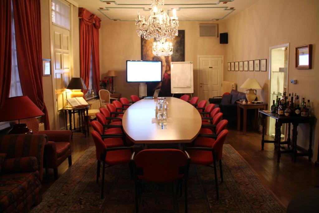 Gallery Image 8