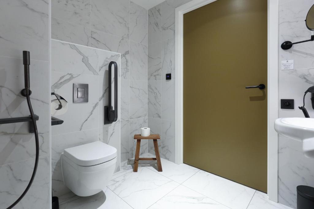 Gallery Image 8