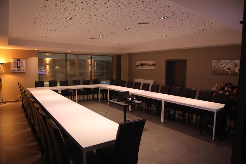 Gallery Image 6