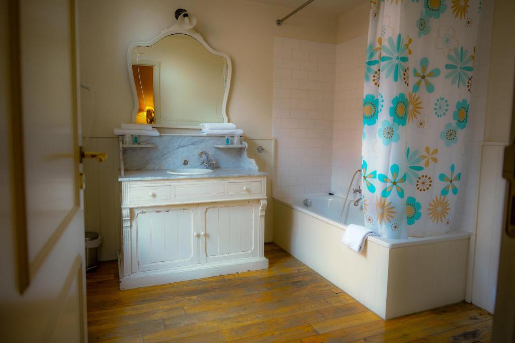 Gallery Image 8