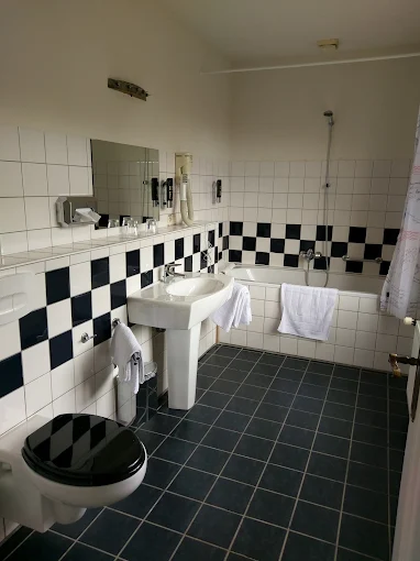 Gallery Image 9