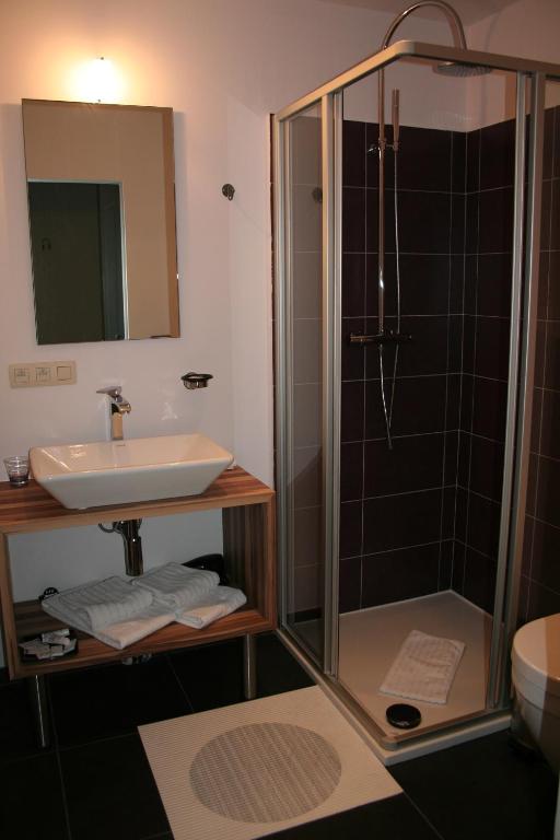 Gallery Image 9