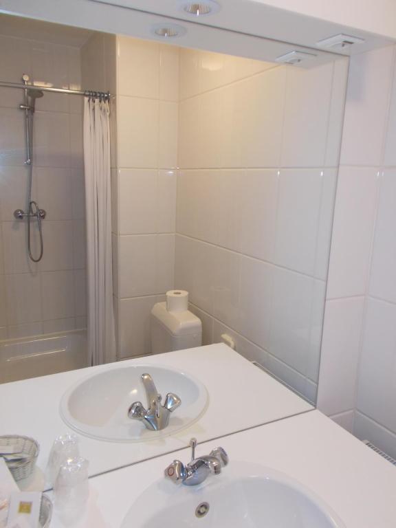 Gallery Image 9