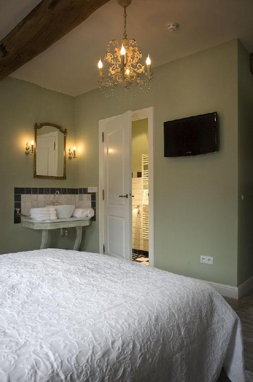 Gallery Image 9