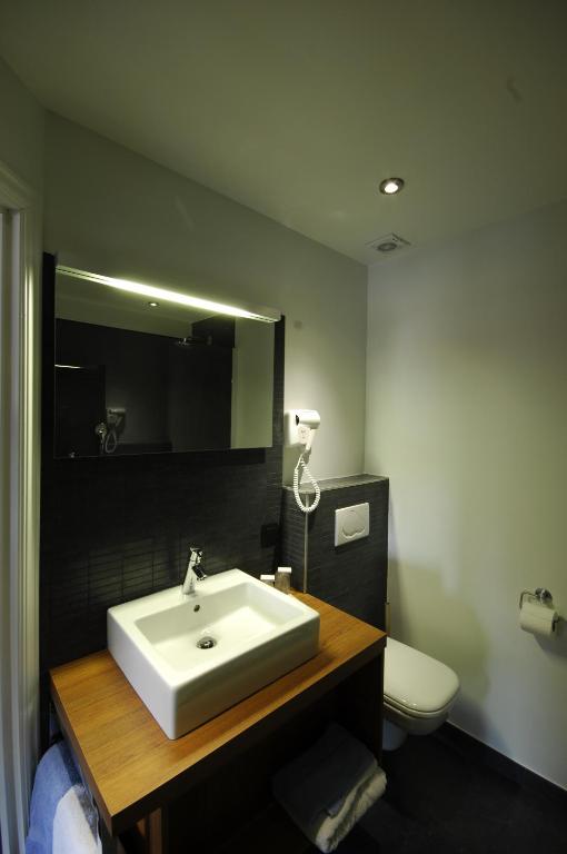 Gallery Image 9