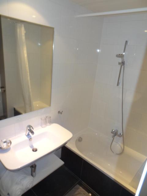 Gallery Image 9