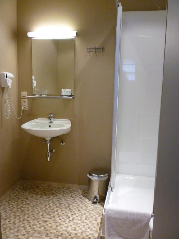 Gallery Image 9
