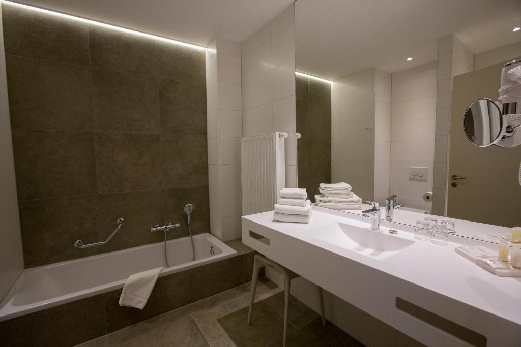 Gallery Image 8