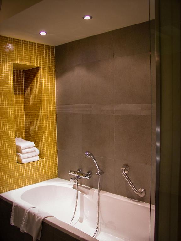 Gallery Image 9