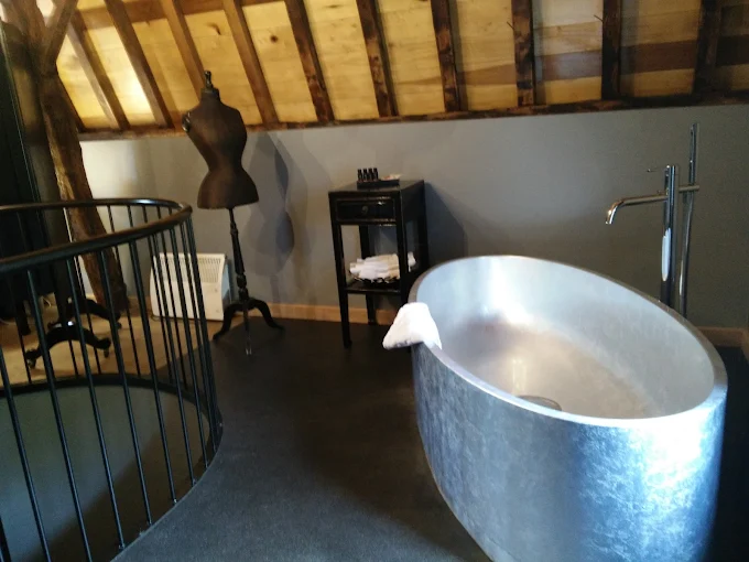 Gallery Image 9