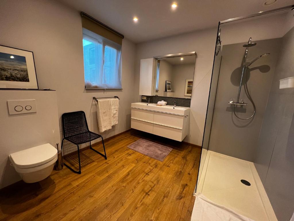 Gallery Image 9