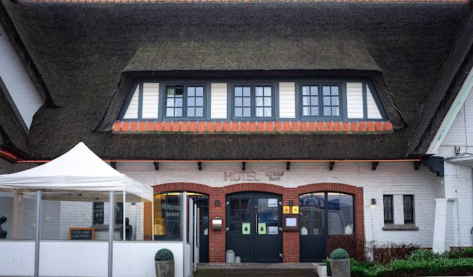La Chaumière
