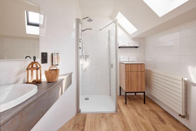 Gallery Image 9