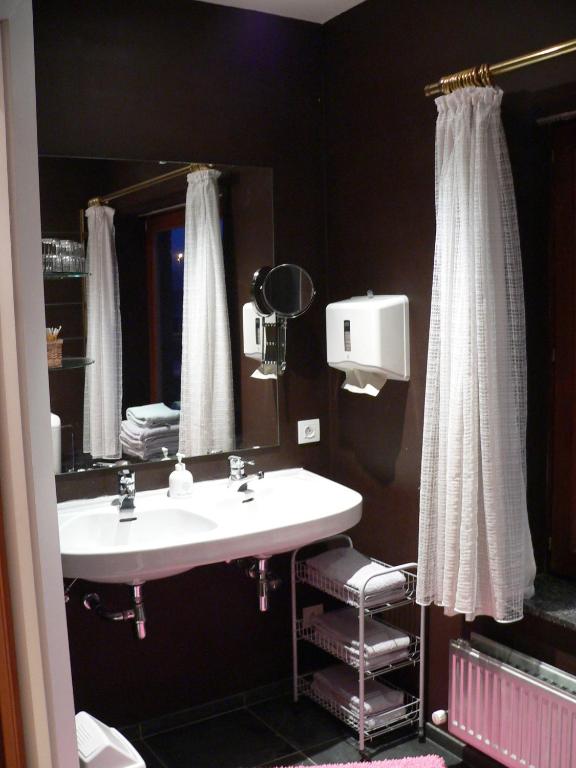 Gallery Image 9