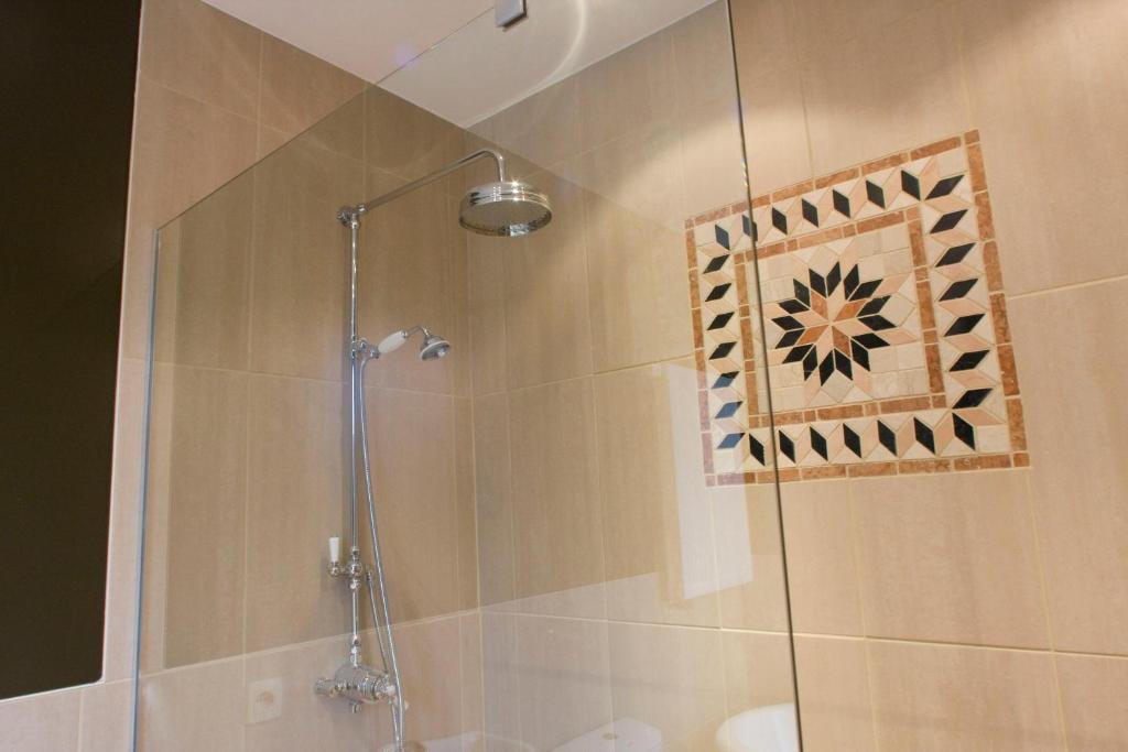 Gallery Image 13