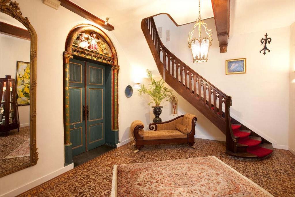 Gallery Image 7