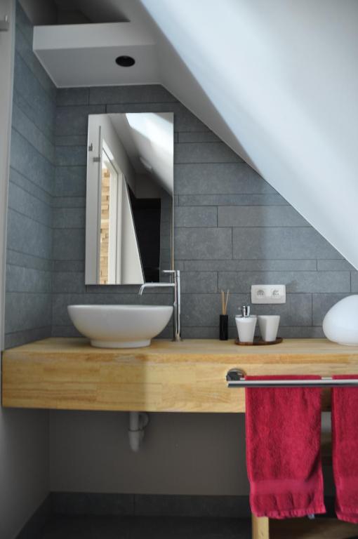 Gallery Image 10