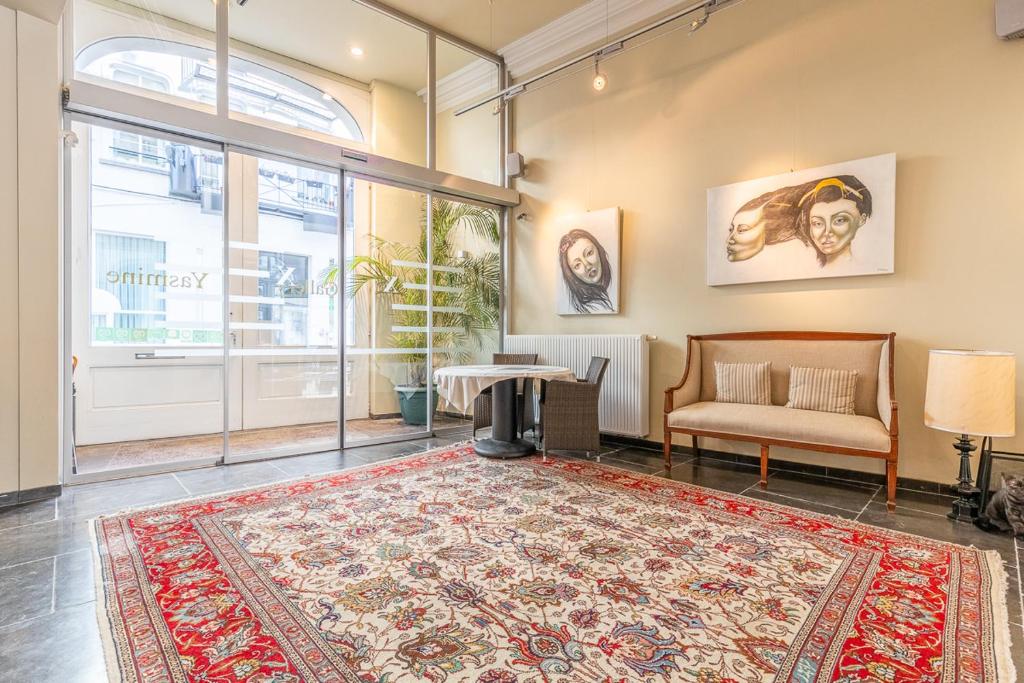 Gallery Image 4