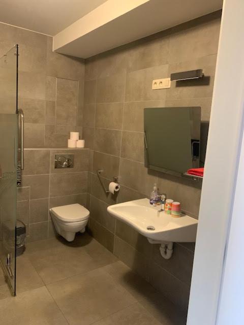 Gallery Image 12