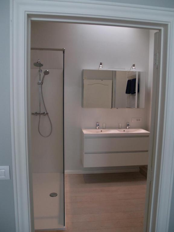 Gallery Image 9