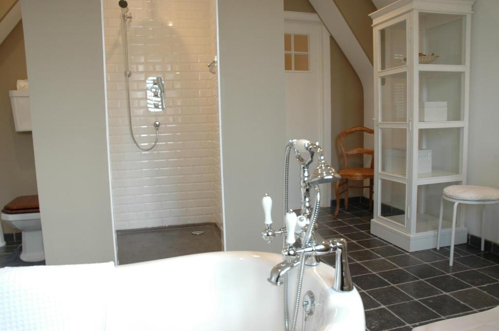 Gallery Image 12
